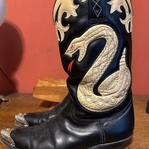 Unique Sendra boots.
